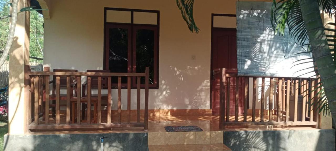 Puring Bungalows Νησιά Γκίλι Εξωτερικό φωτογραφία